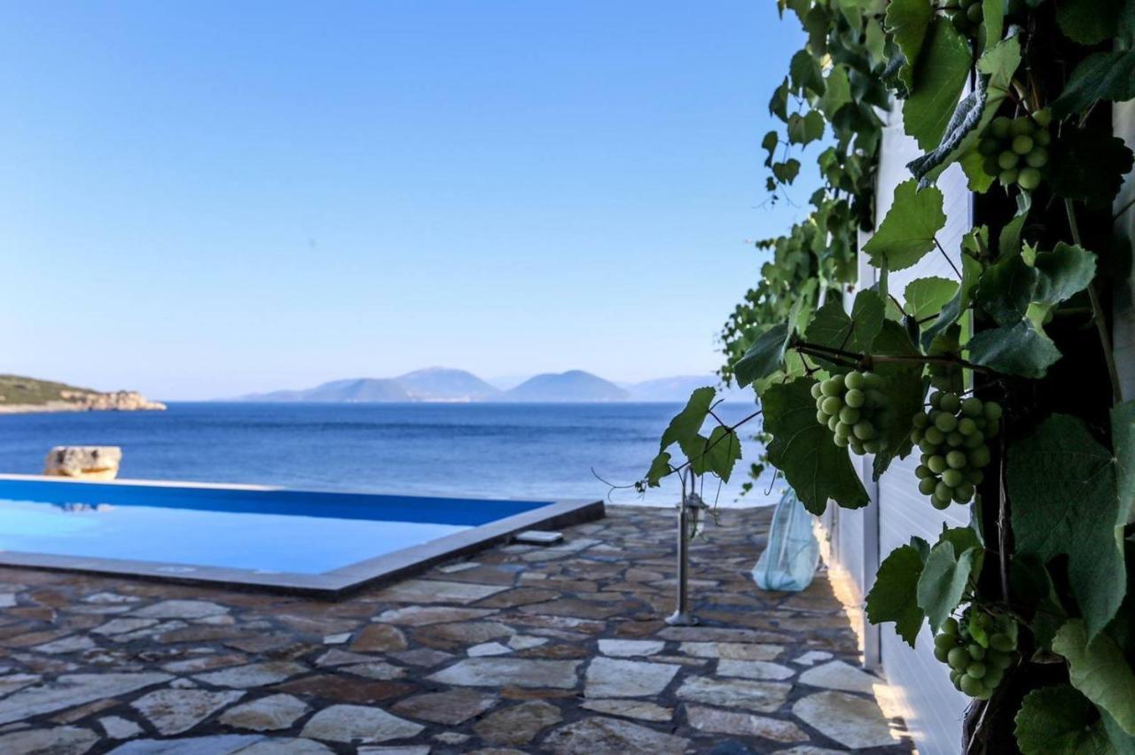 Amousso Beach Villas Marandokhórion エクステリア 写真
