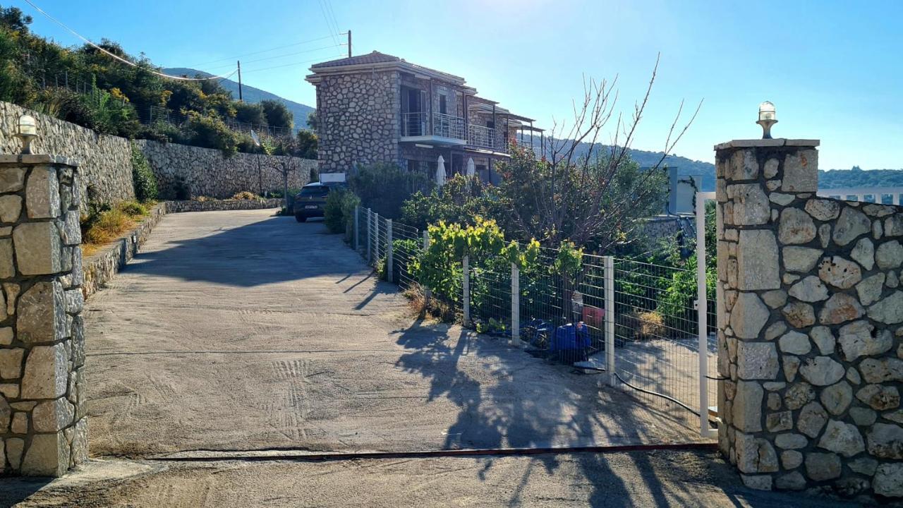 Amousso Beach Villas Marandokhórion エクステリア 写真